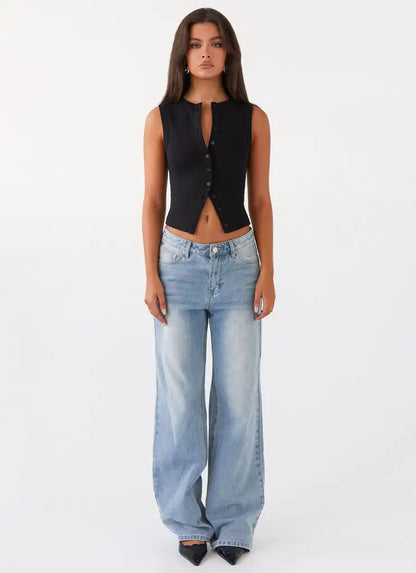 Chic Ribbed Button-Up TankTM